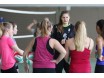 Eine coole Doppelstunde Sport: Trainingseinheit der MGM-Volleyballerinnen mit den "Ladies in Black"